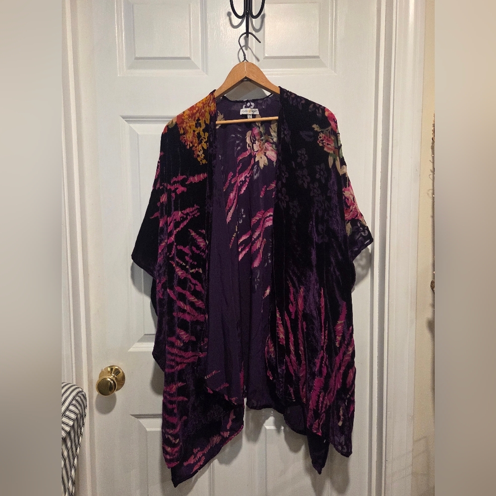 Woven Heart Purple Floral Kimono